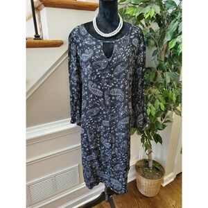 Terra & Sky Women's Black 100% Rayon Round Neck Long Sleeve Knee Length Dress 1X